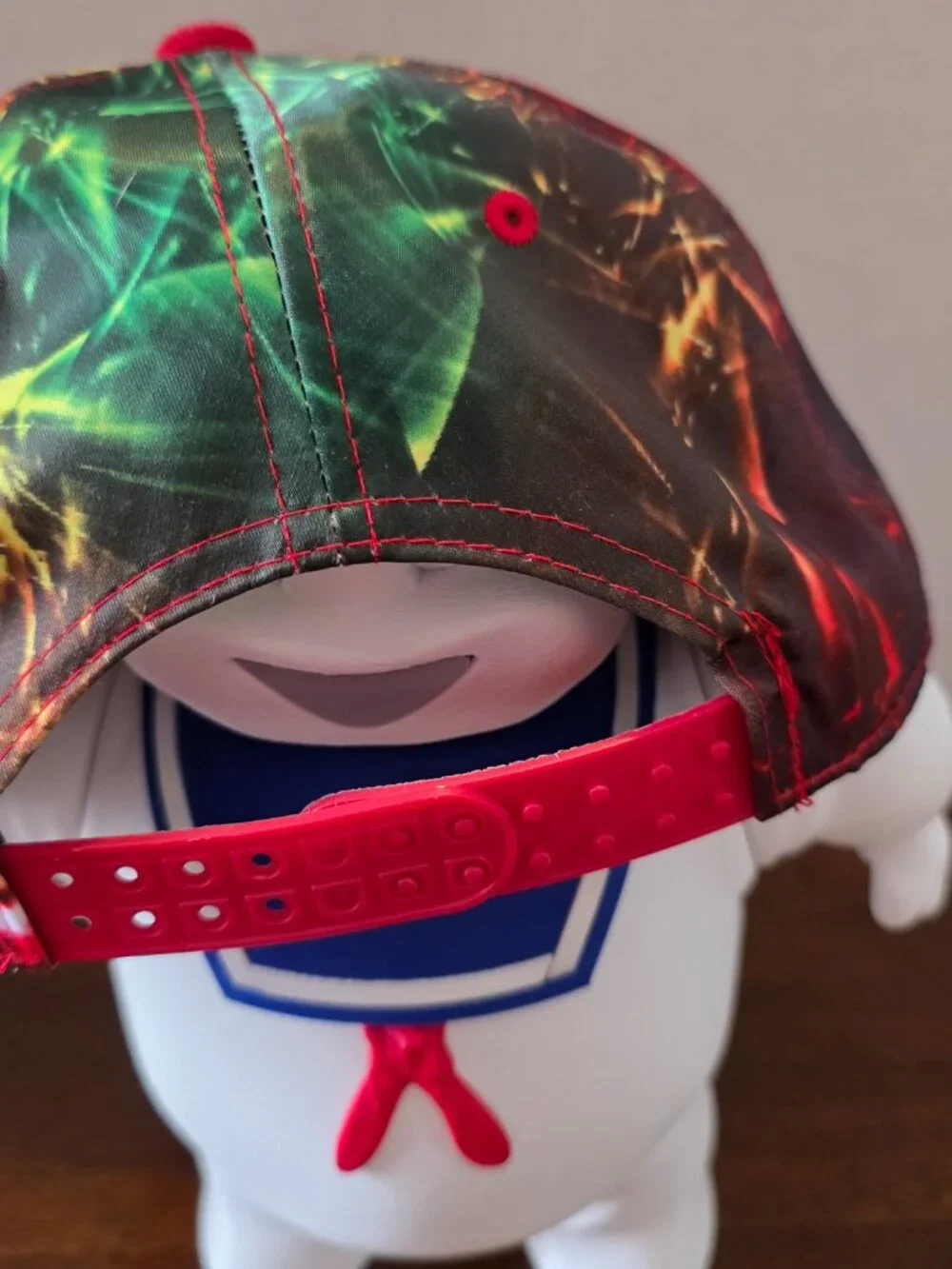Top Cul snapback hat features a vibrant, multi-colored light